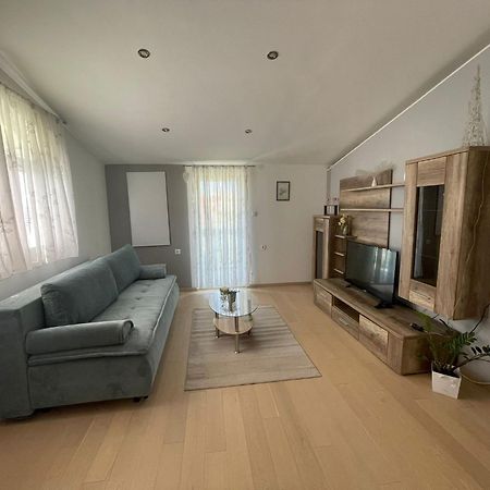 Apartments Meri Vodice Exterior photo